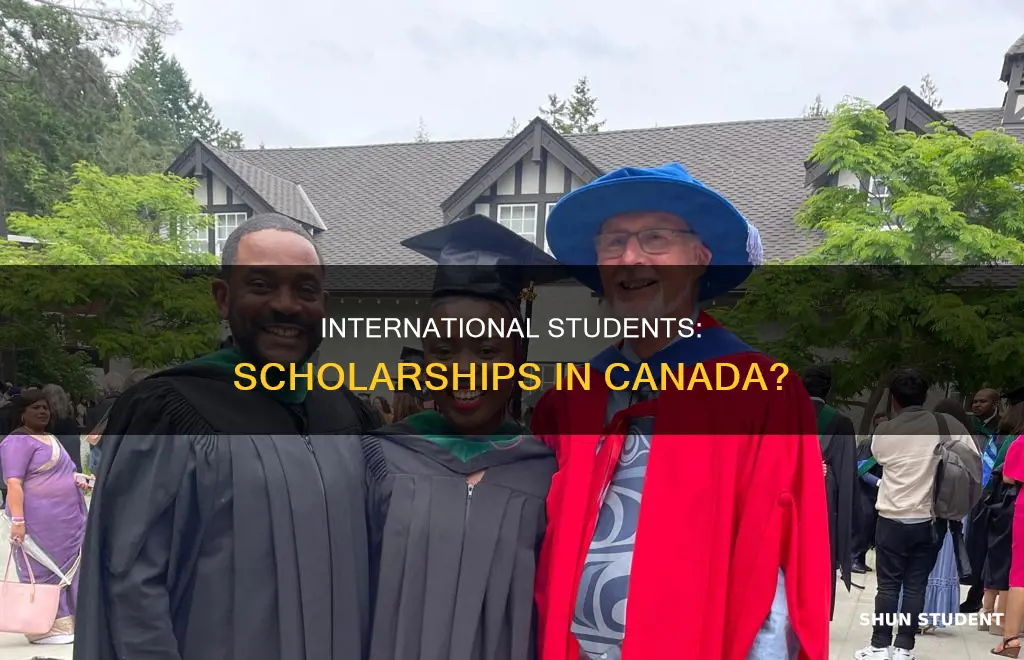 can international students get scholarships in canada