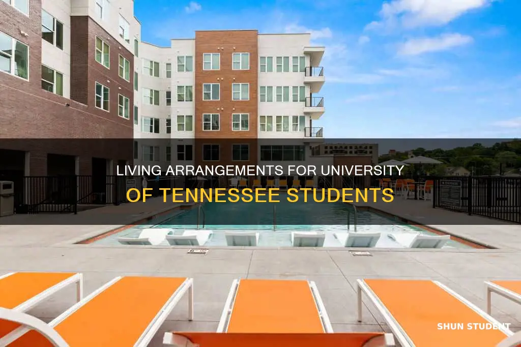 can university of tennessee student live off campus