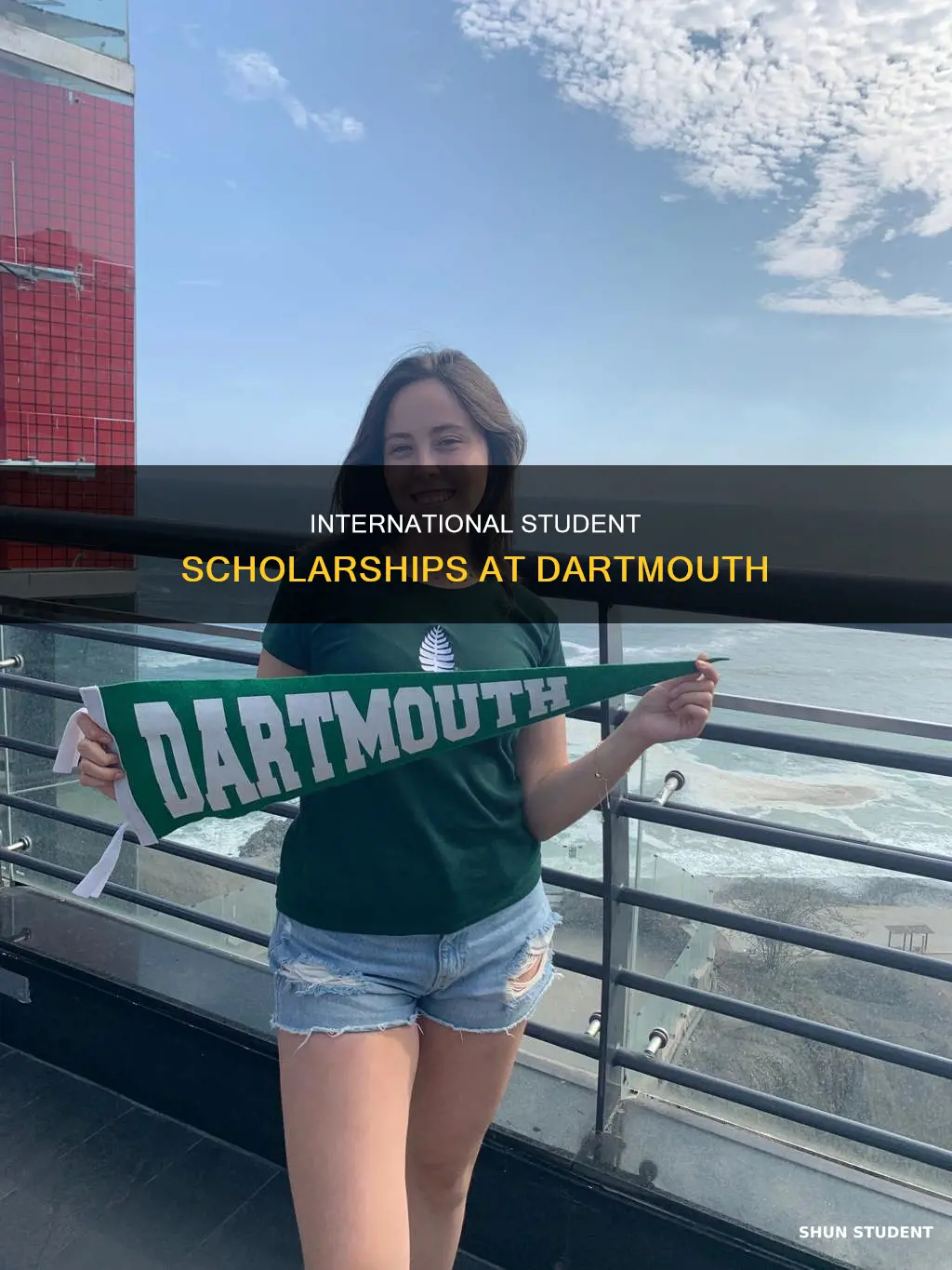 does dartmouth give scholarships to international students