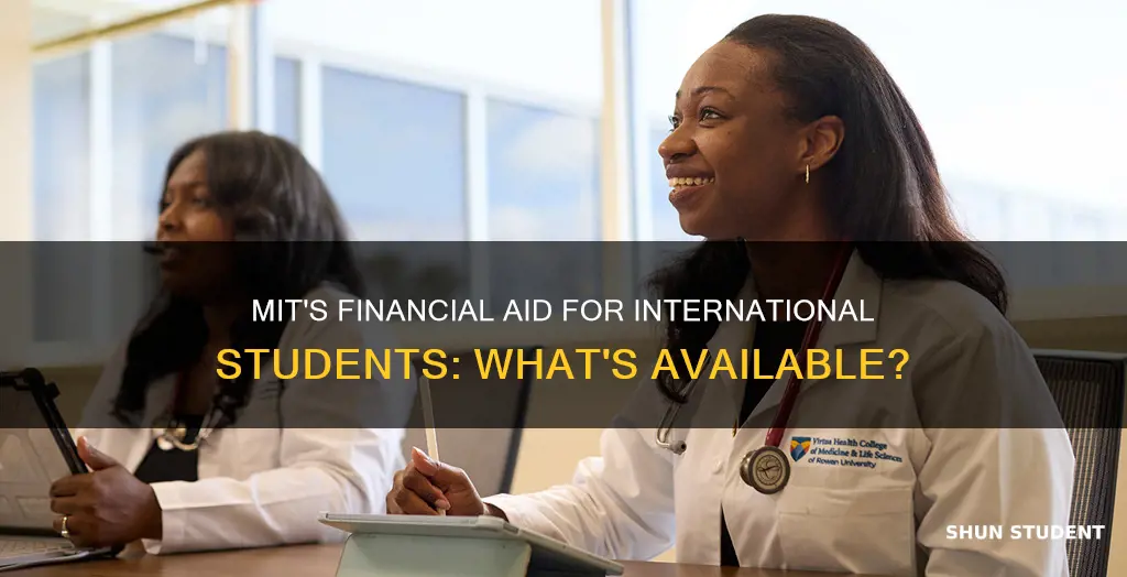 does mit give financial aid to international students
