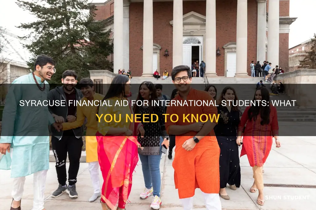 does syracuse give financial aid to international students
