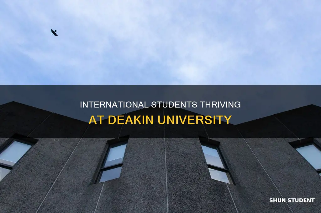 how many international students in deakin