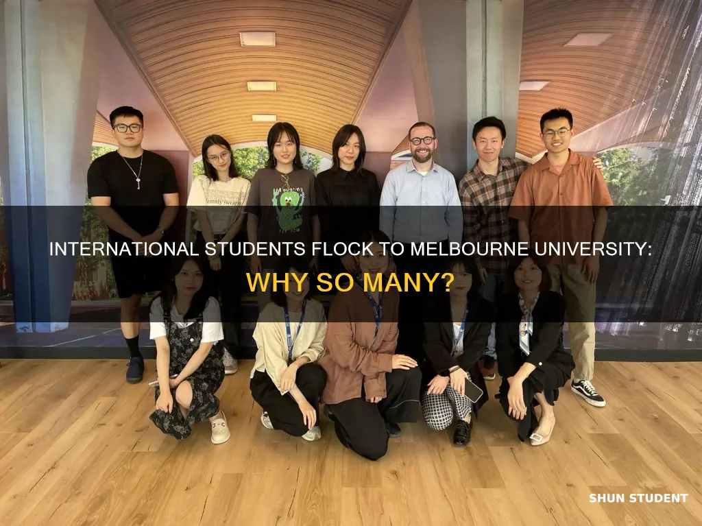 how many international students in melbourne university