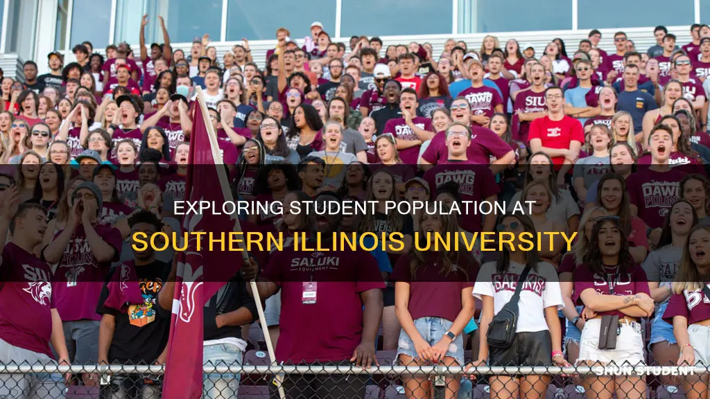 how many students are at southern illinois university