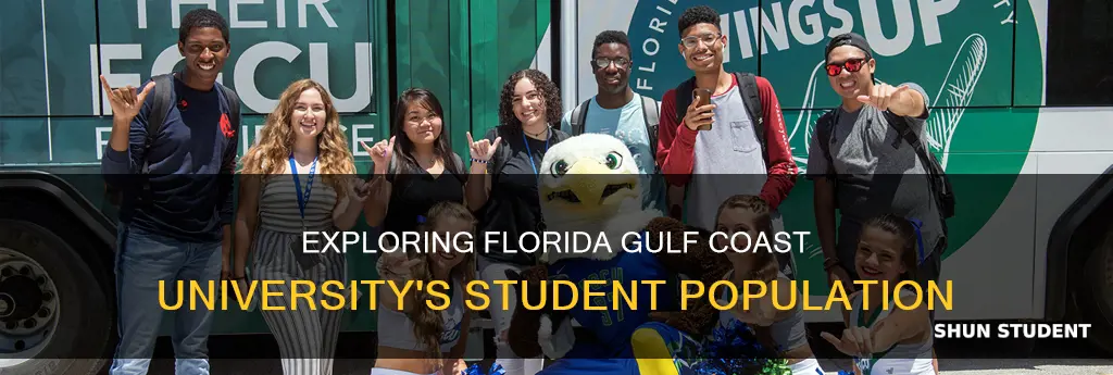 how many students at florida gulf coast university