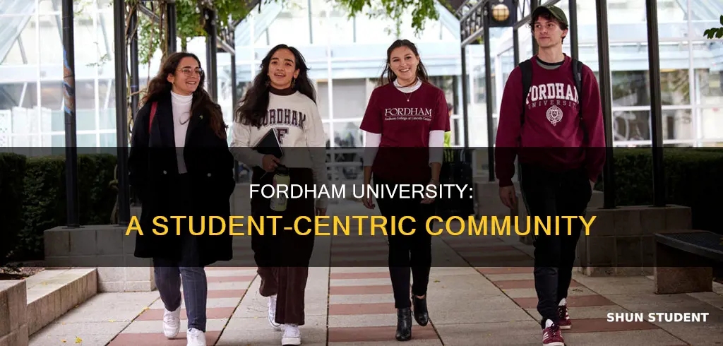 how many students at fordham university
