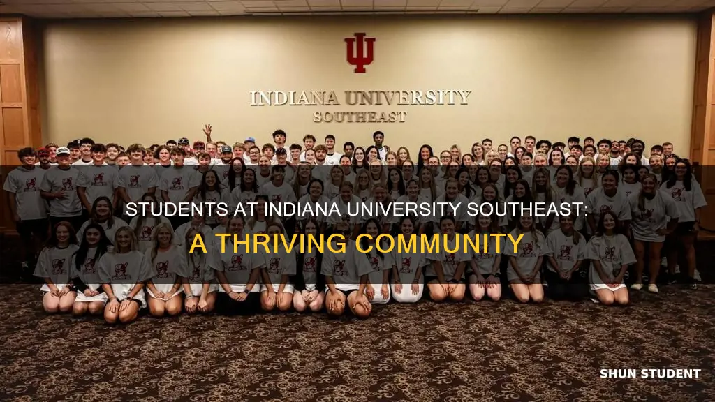 how many students at indiana university southeast