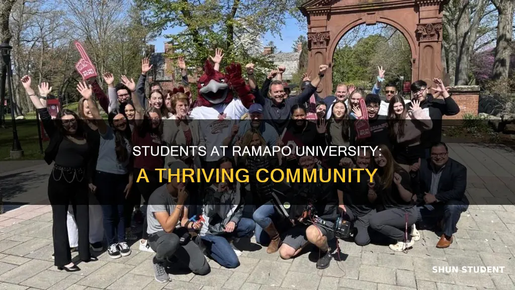 how many students at ramapo university