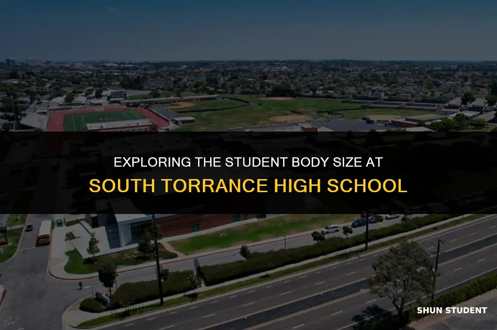 how many students at south torrance high school