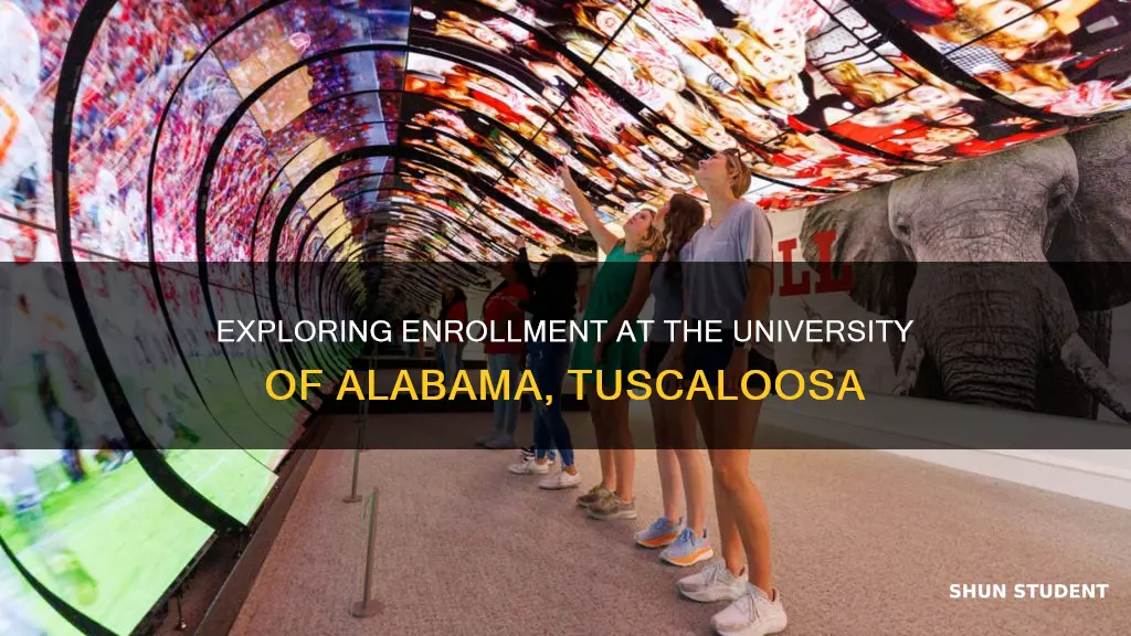 how many students at university of alabama tuscaloosa