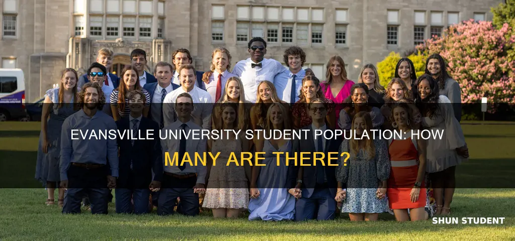 how many students at university of evansville