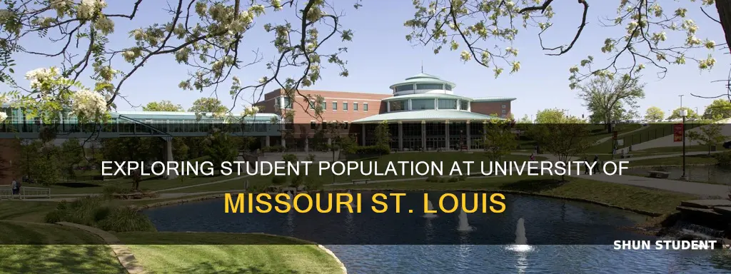 how many students at university of missouri st louis