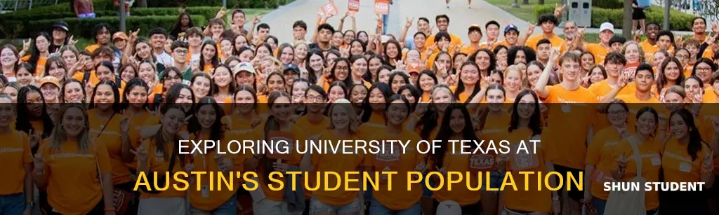 how many students at university of texas austin