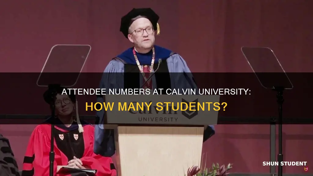 how many students attend calvin university