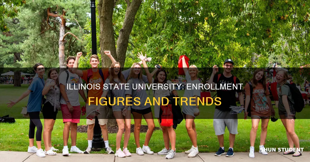 how many students attend illinois state university