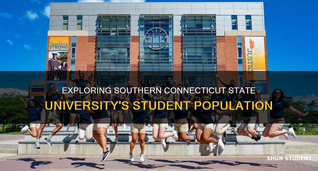 how many students attend southern connecticut state university