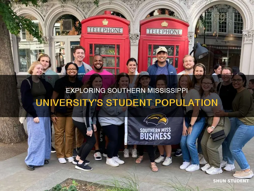 how many students attend southern mississippi university