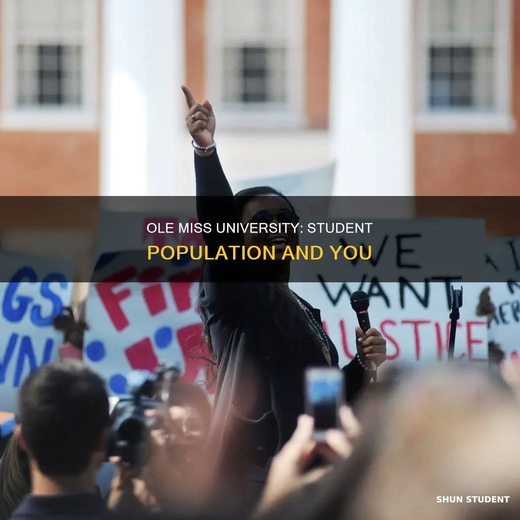 how many students does ole miss university have