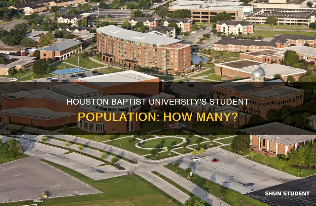 how many students go to houston baptist university