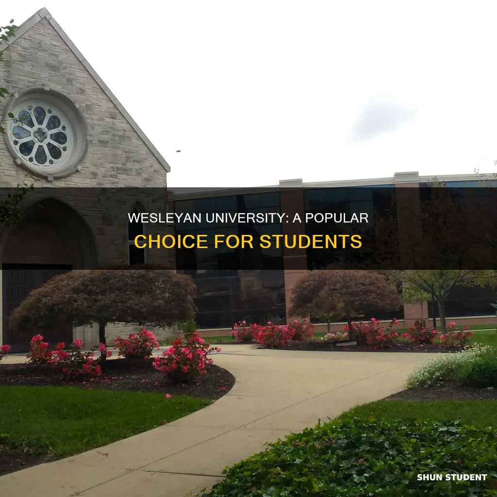 how many students go to indiana wesleyan university