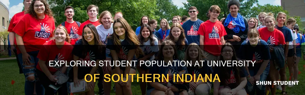 how many students go to university of southern indiana