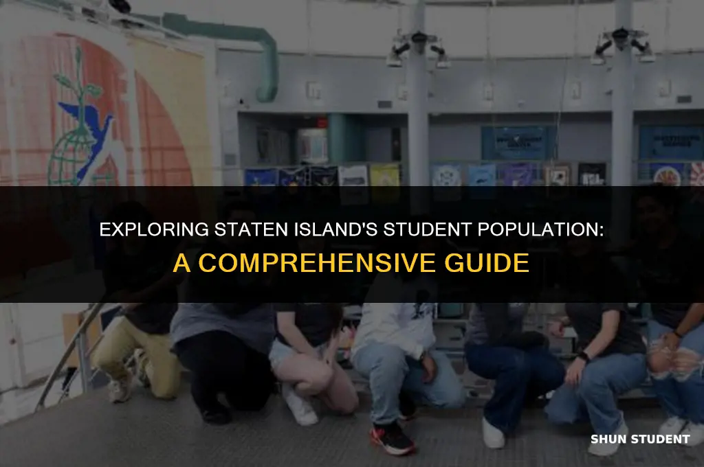 how many students in is 72 staten island