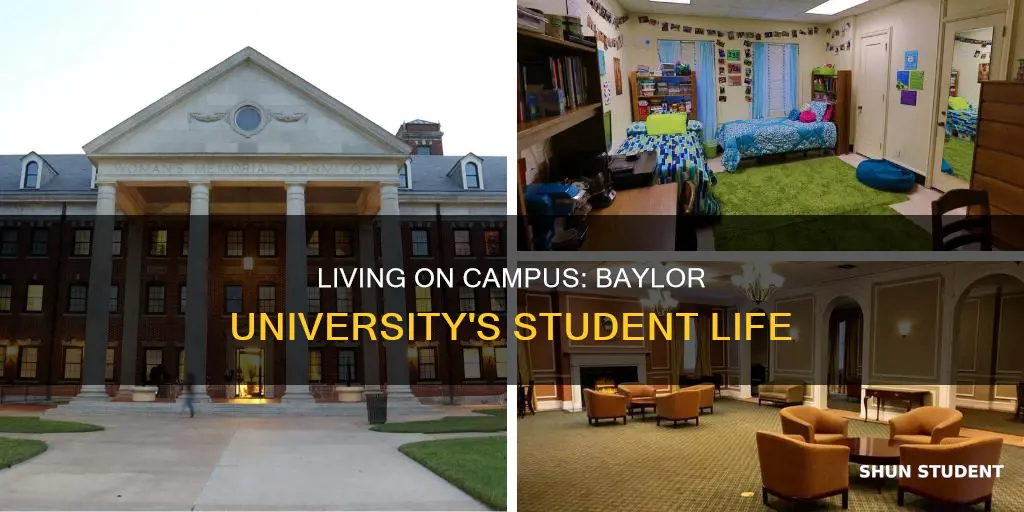 how many students live on campus at baylor university