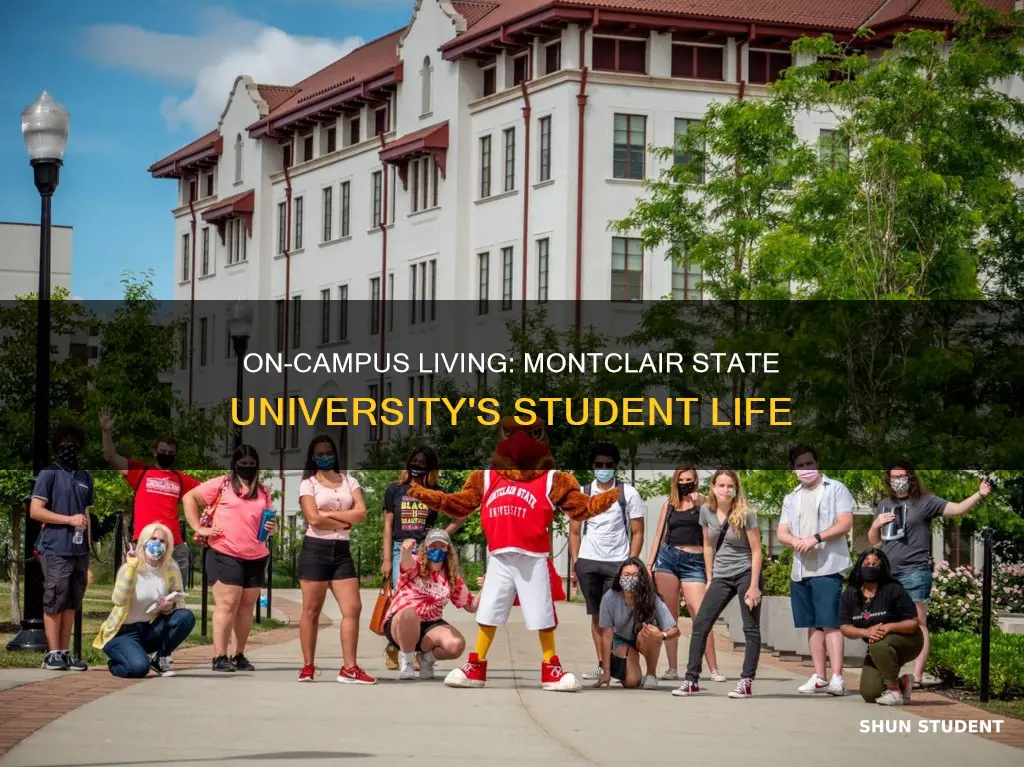 how many students live on campus at montclair state university