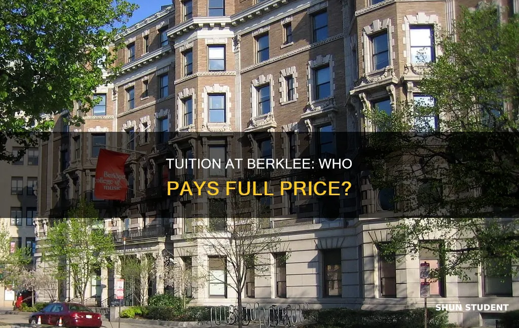 how many students pay full tuition at berklee