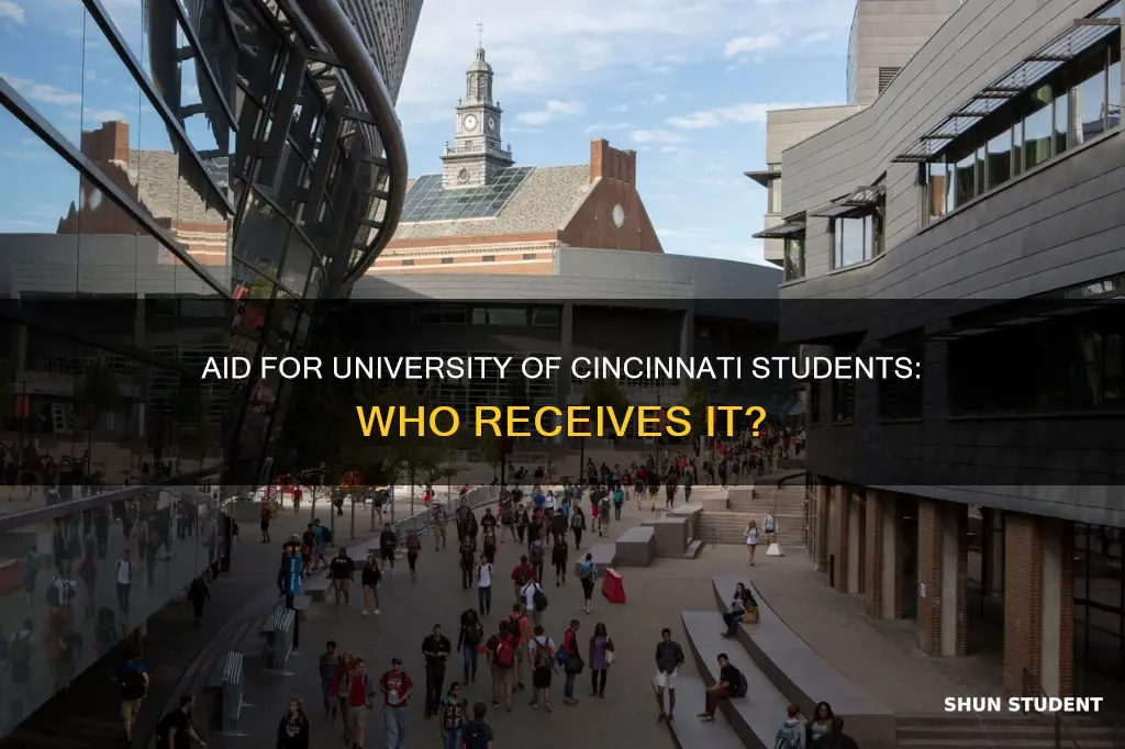 how many university of cincinnati students receive aid