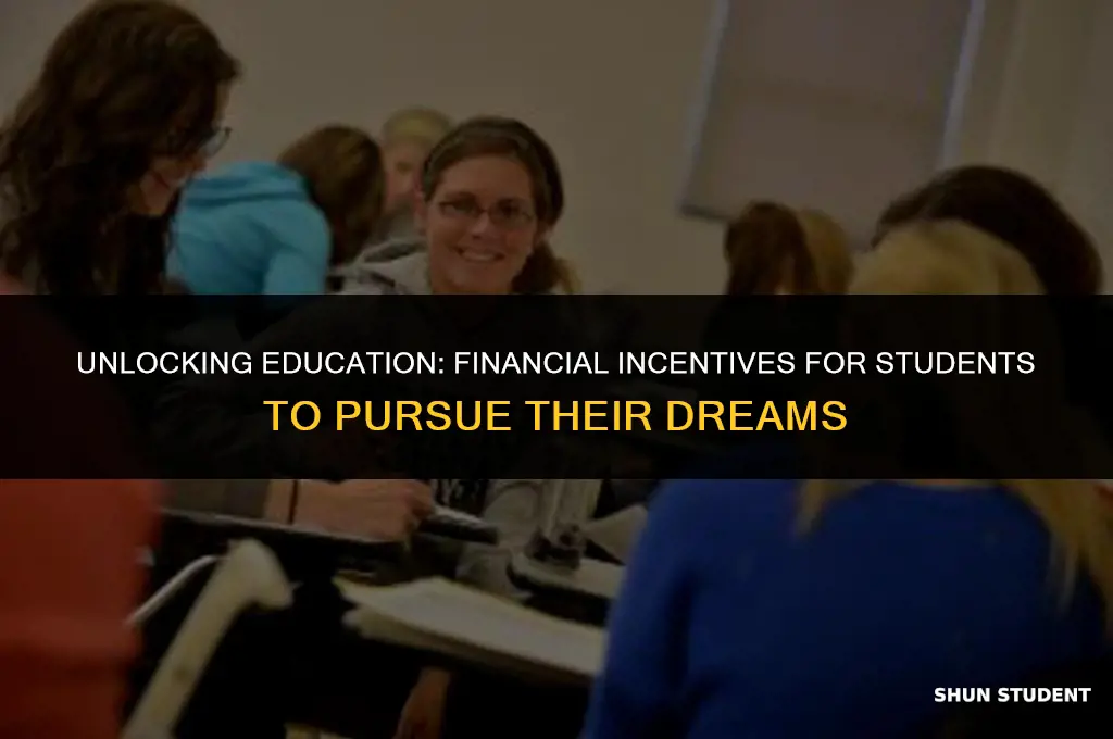 how much do students get paid to go to school