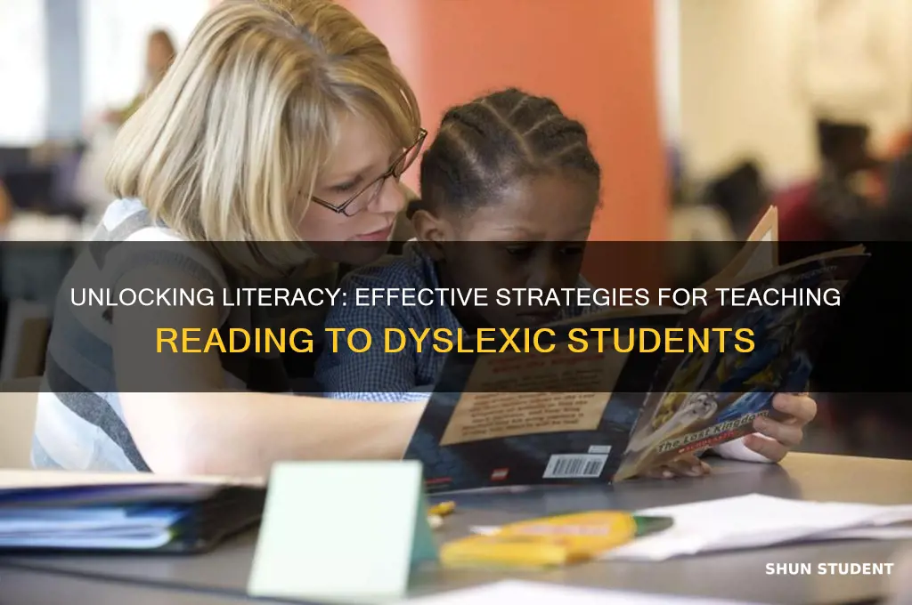 how to teach reading to students with dyslexia