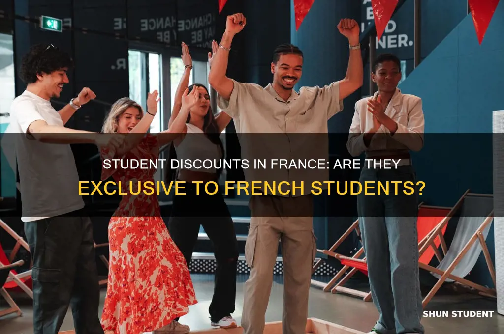 is the student discount for french students only