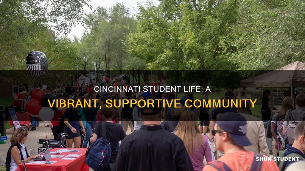 what does the university of cincinnati advertise about student life