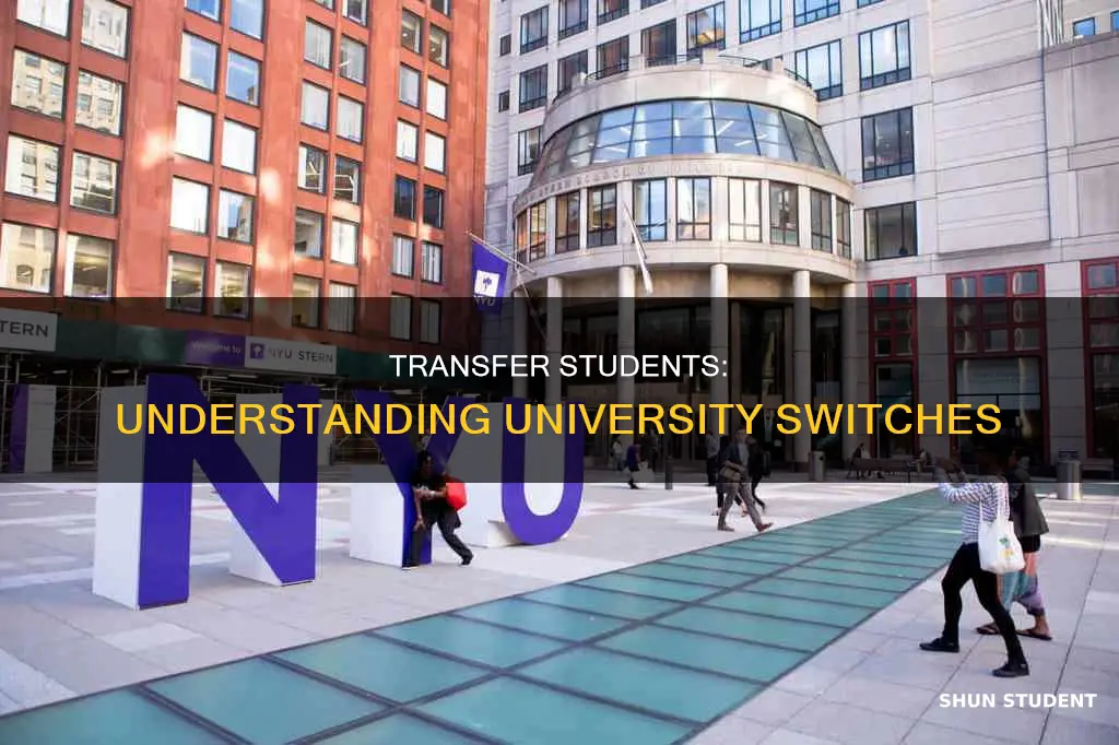 what is a transfer student in university