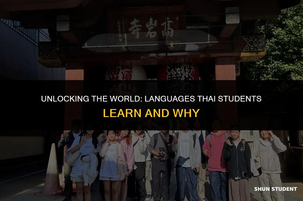 what languages to thai students learn