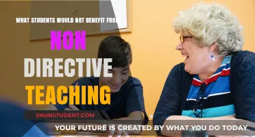 Non-Directive Teaching: When Students Struggle Without Structured Guidance