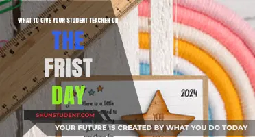 Thoughtful First-Day Gifts for Your Student Teacher: A Warm Welcome