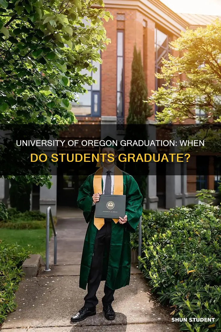 when do student graduate at university of oregon