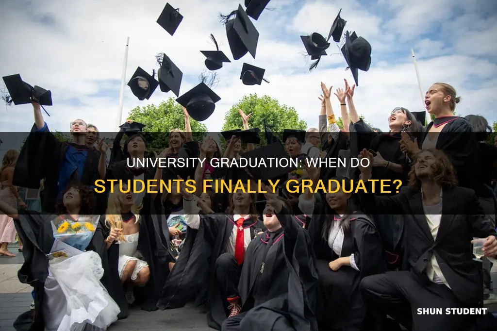 when do students graduate from university