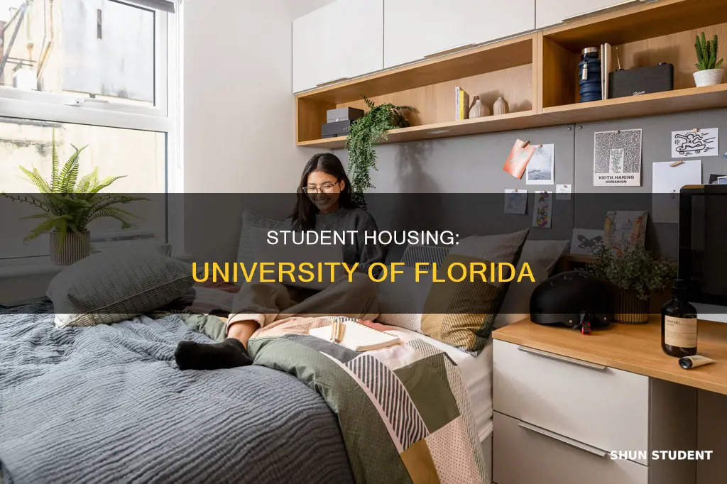 where do most students live in the university of florida