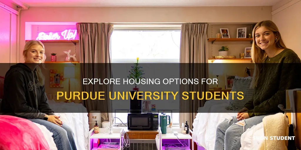 where do purdue university students live